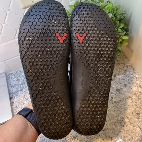 Vivo barefoot Kasana black womens size EUR 39